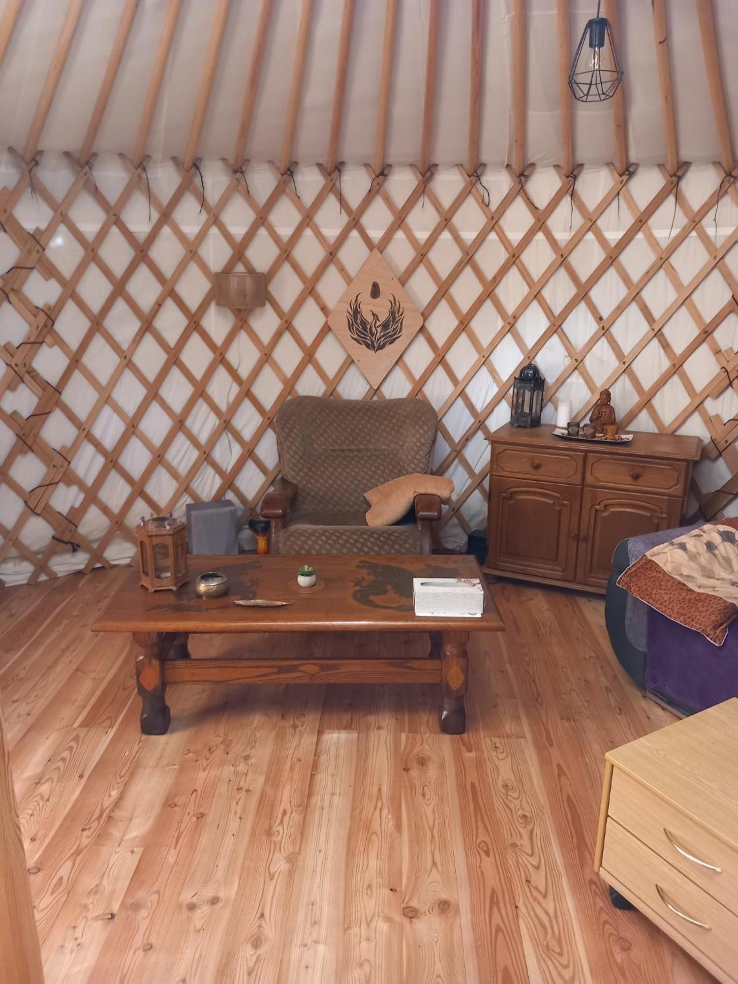 Luxury tent Jurta V Hajich